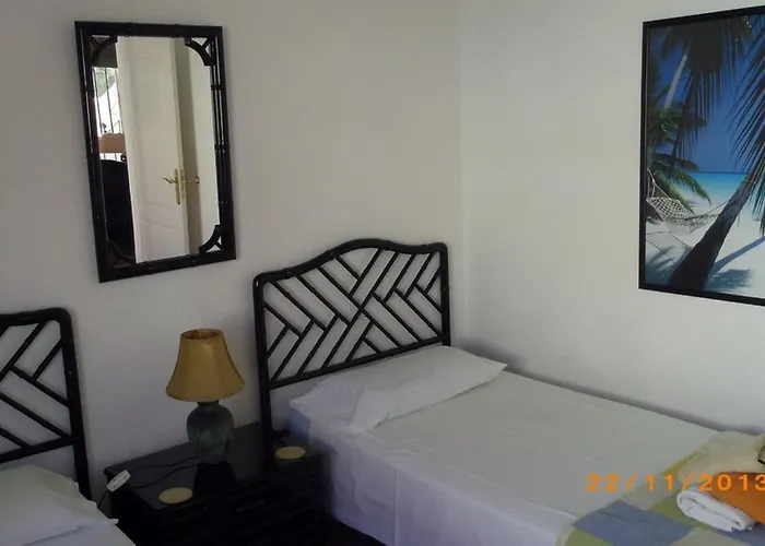 Cute Villa With Private Heated Pool Villa *