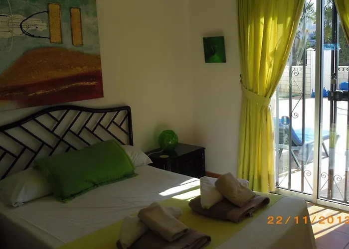 Villa Cute Villa With Private Heated Pool