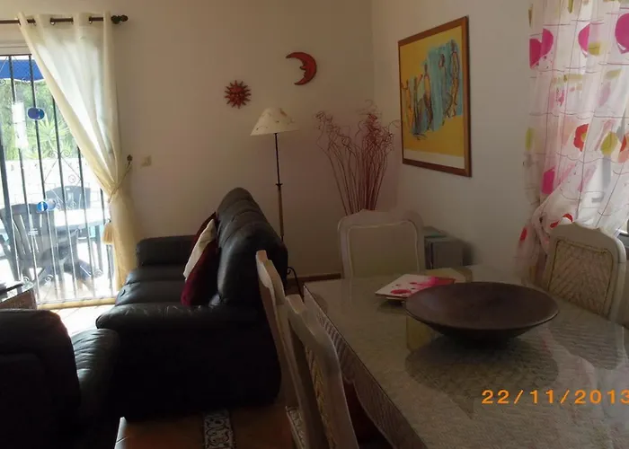 Villa Cute Villa With Private Heated Pool *