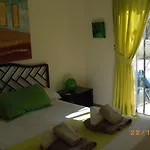 Villa Cute With Private Heated Pool